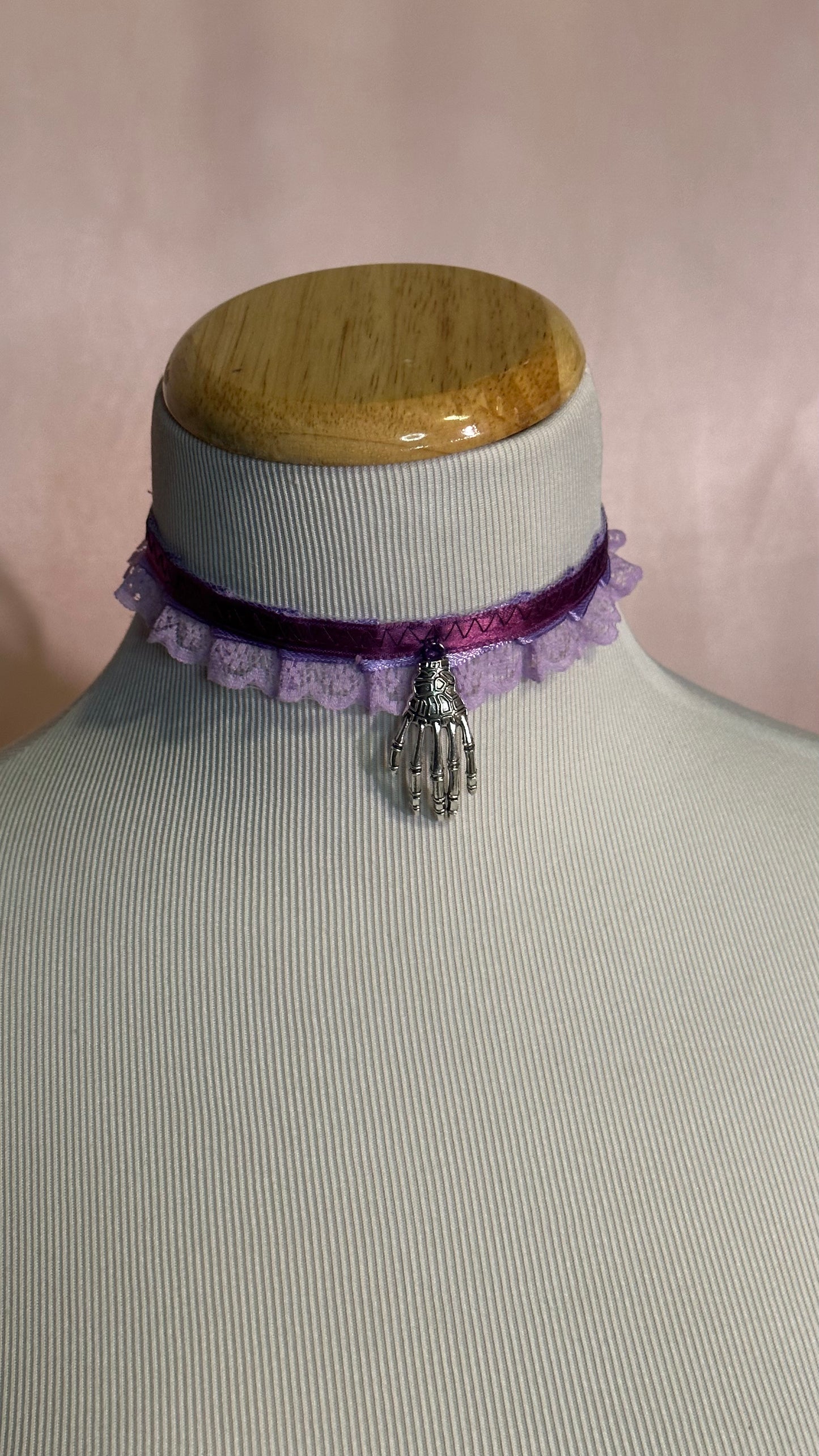 Phantom Grip Choker