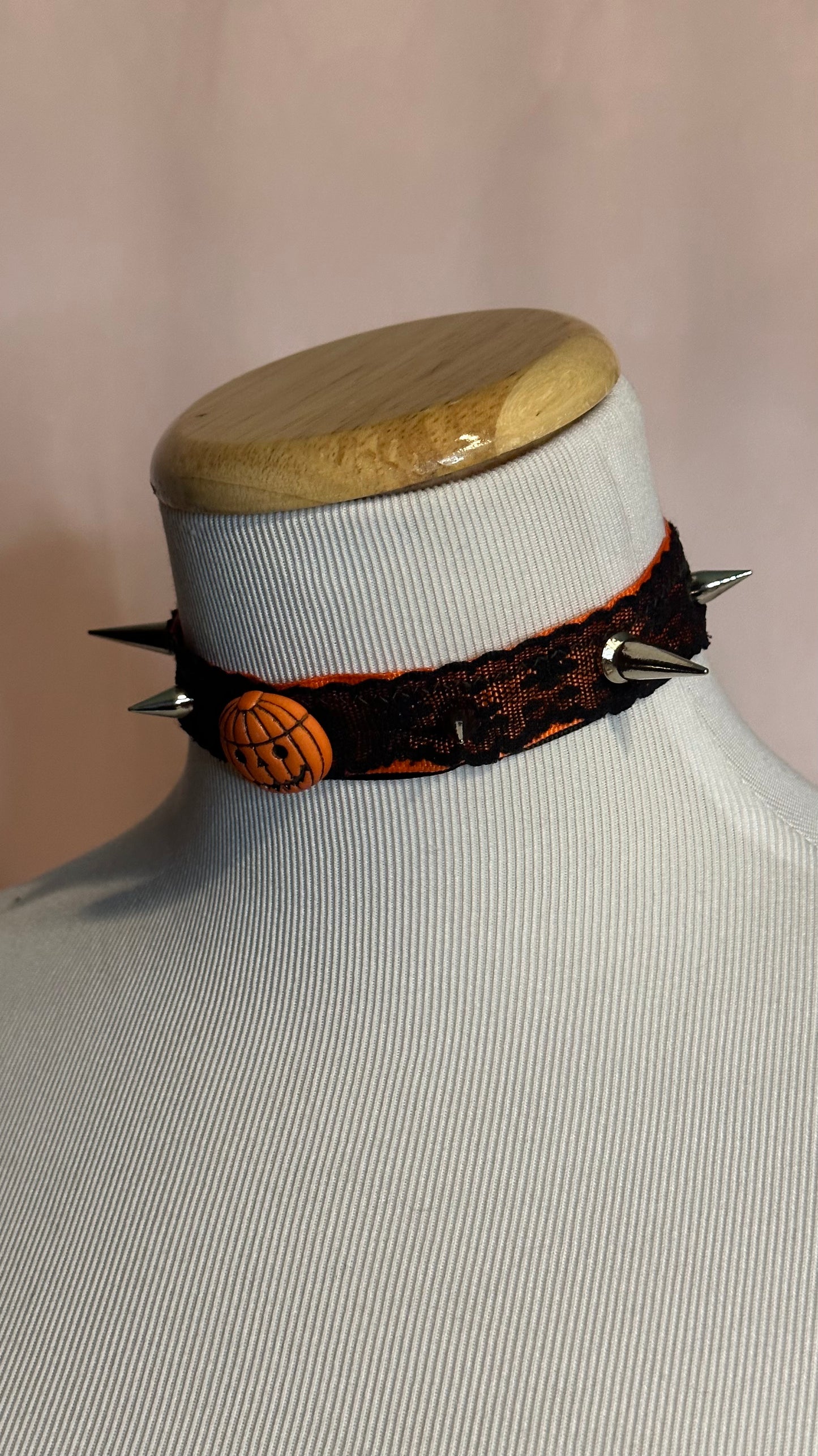 Lantern's Revenge Choker