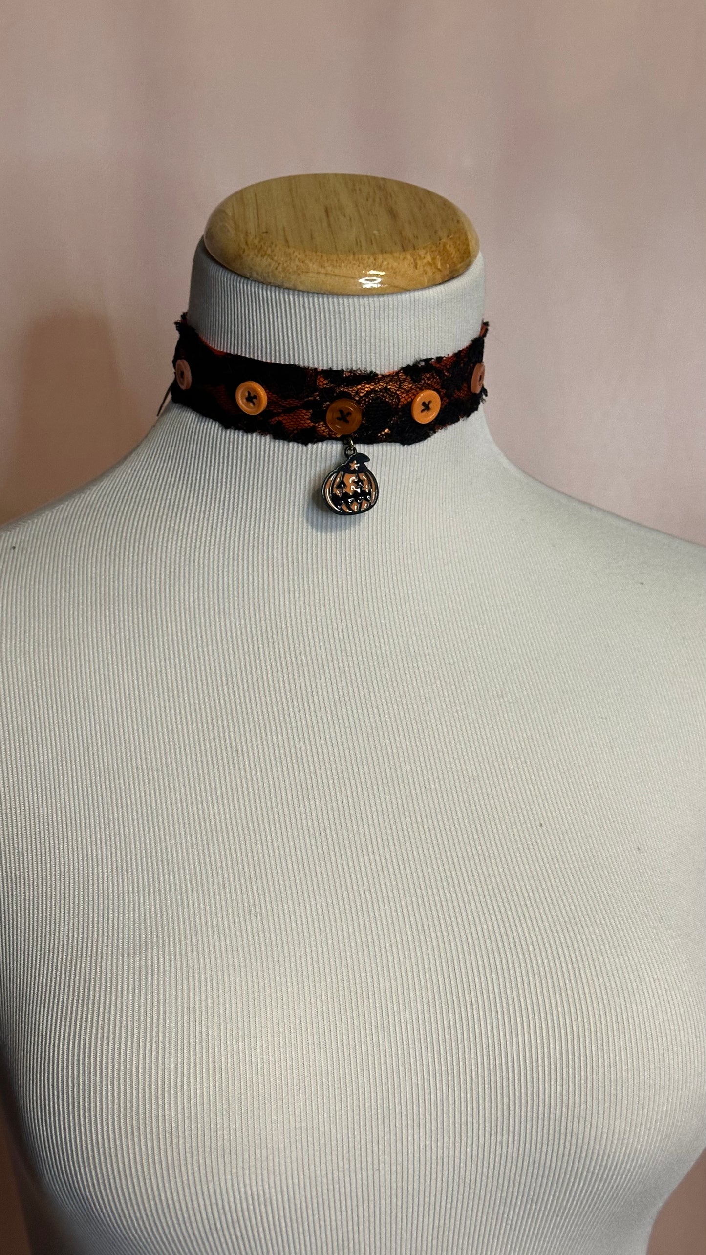 Autumn Lane Choker