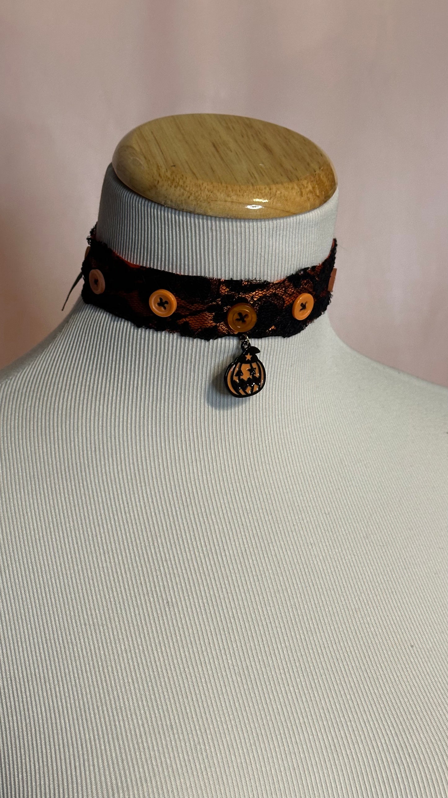 Autumn Lane Choker