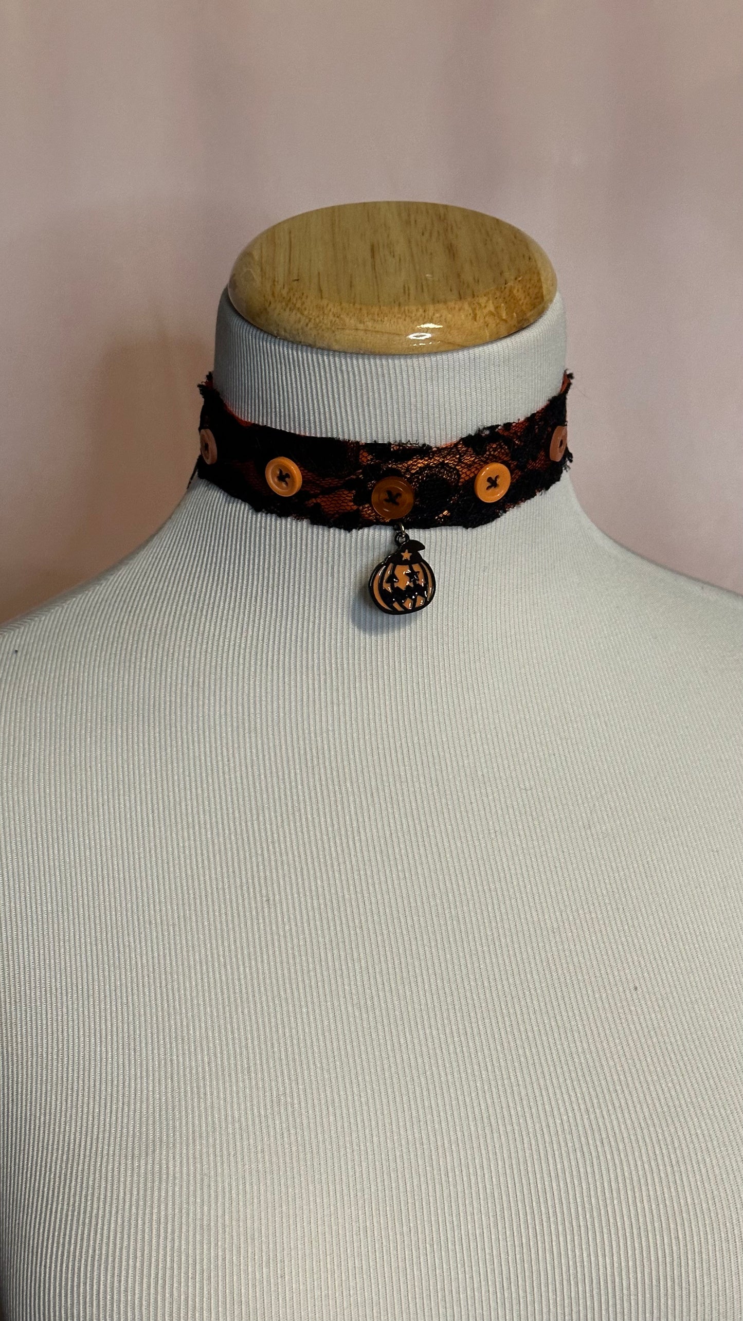 Autumn Lane Choker