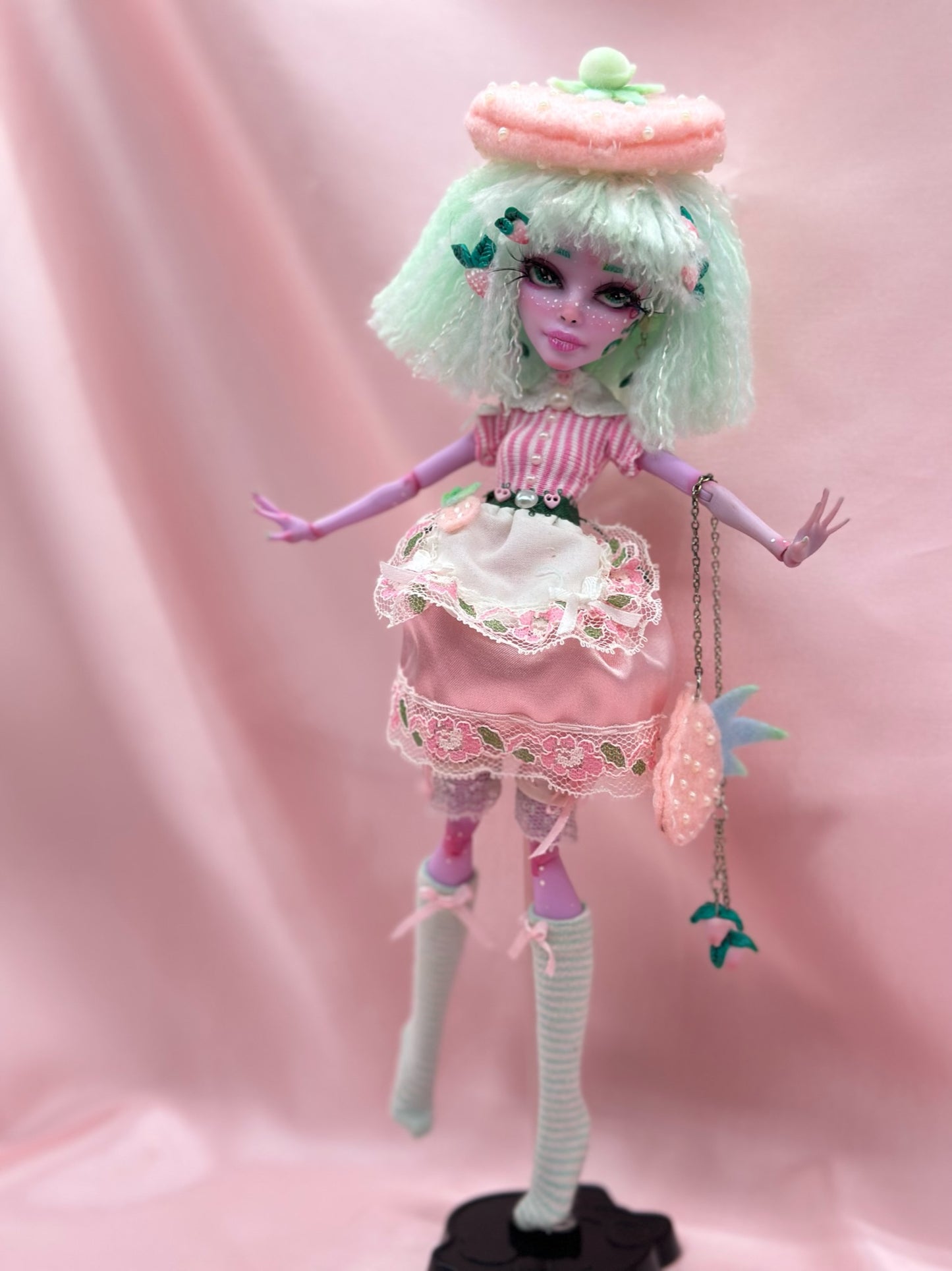 Molly (OOAK Art Doll)