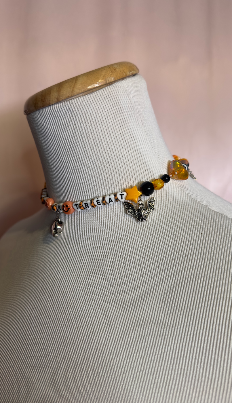 Trick or Trinket (Elastic Choker)